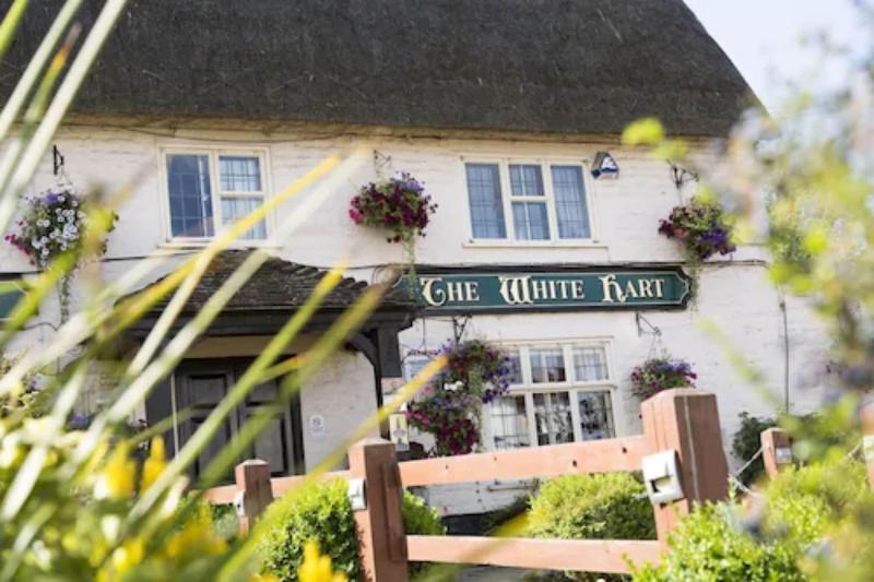 The White Hart, Wroughton Bed & Breakfast Swindon Exterior photo